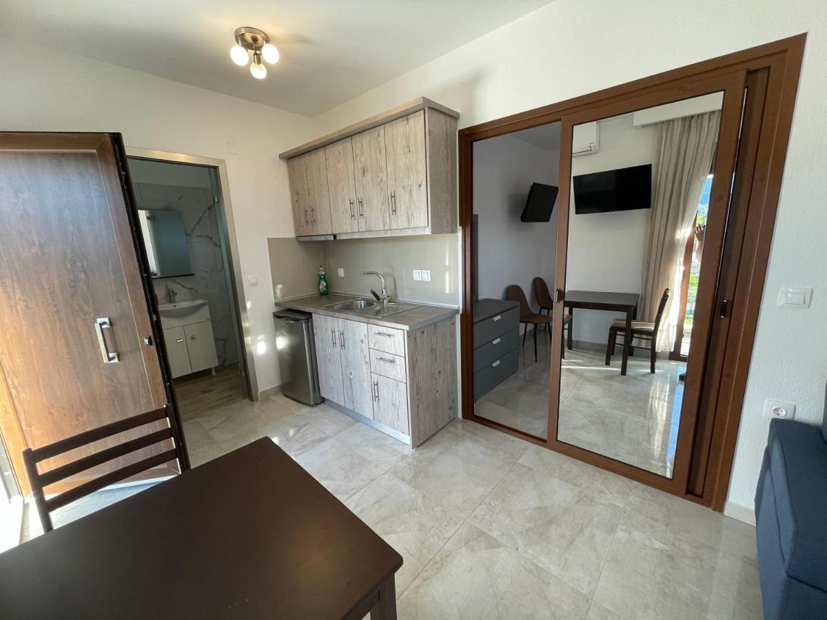 Theano Studios Paralia Sikias Экстерьер фото
