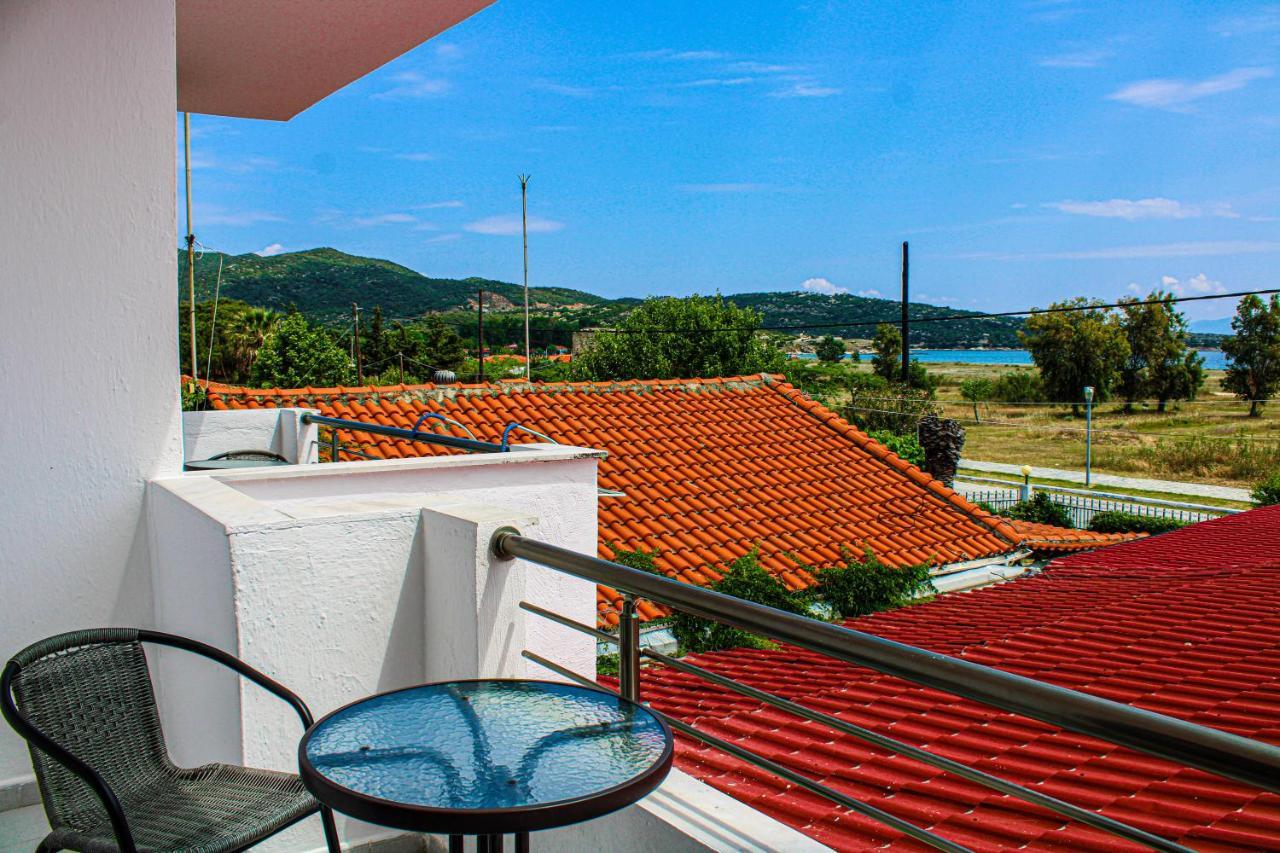 Theano Studios Paralia Sikias Экстерьер фото